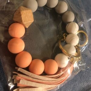 BRAND NEW KEYCHAIN BRACELET